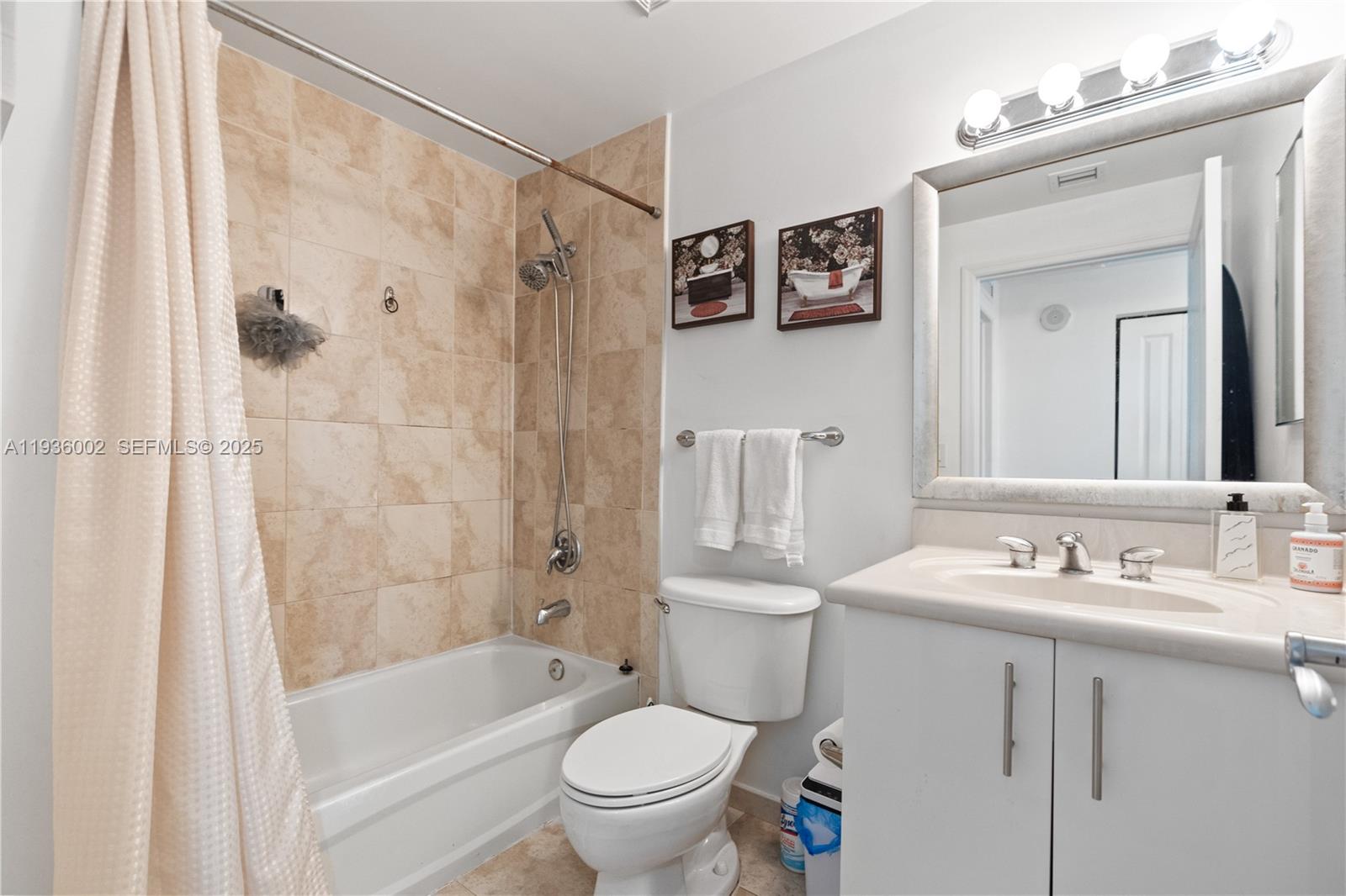 360 CONDO C - Residential