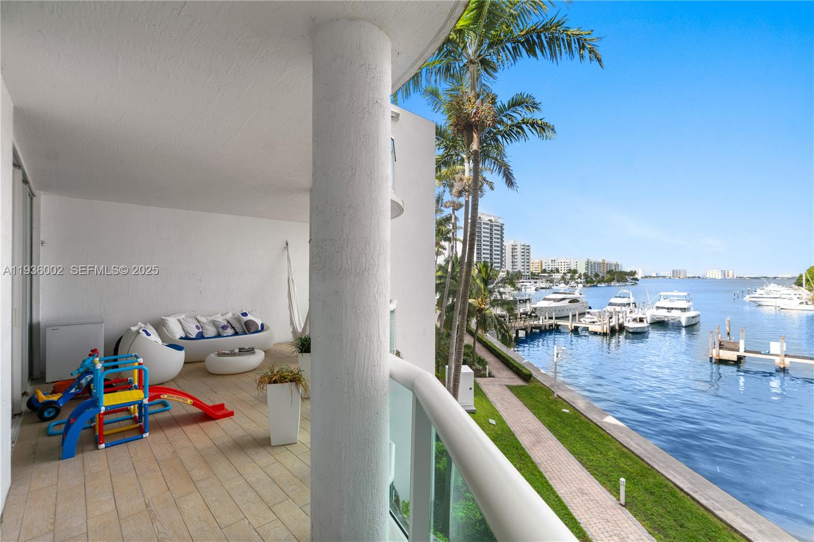 360 CONDO C - Residential