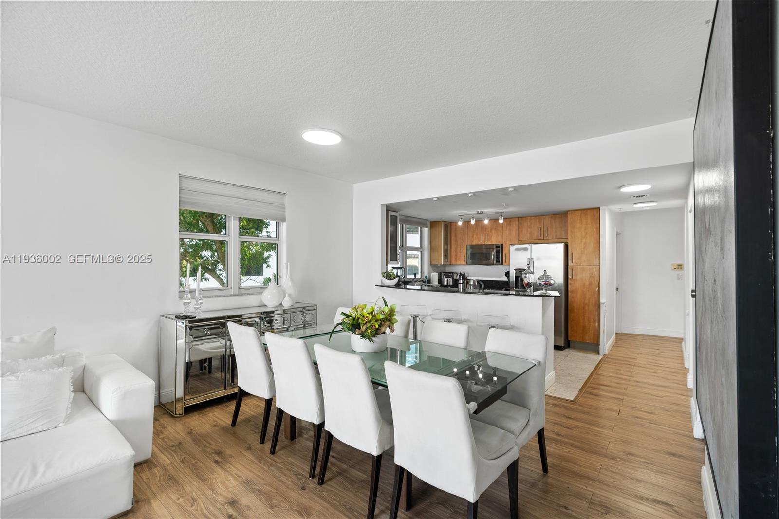 360 CONDO C - Residential