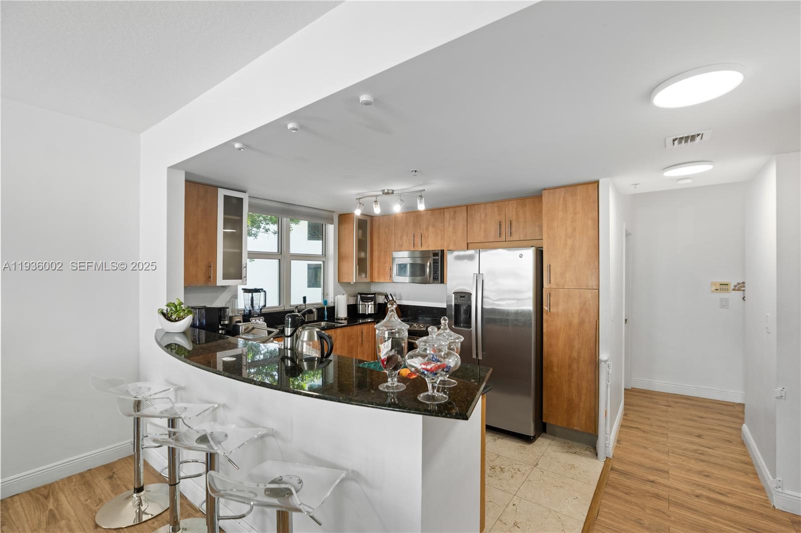 360 CONDO C - Residential