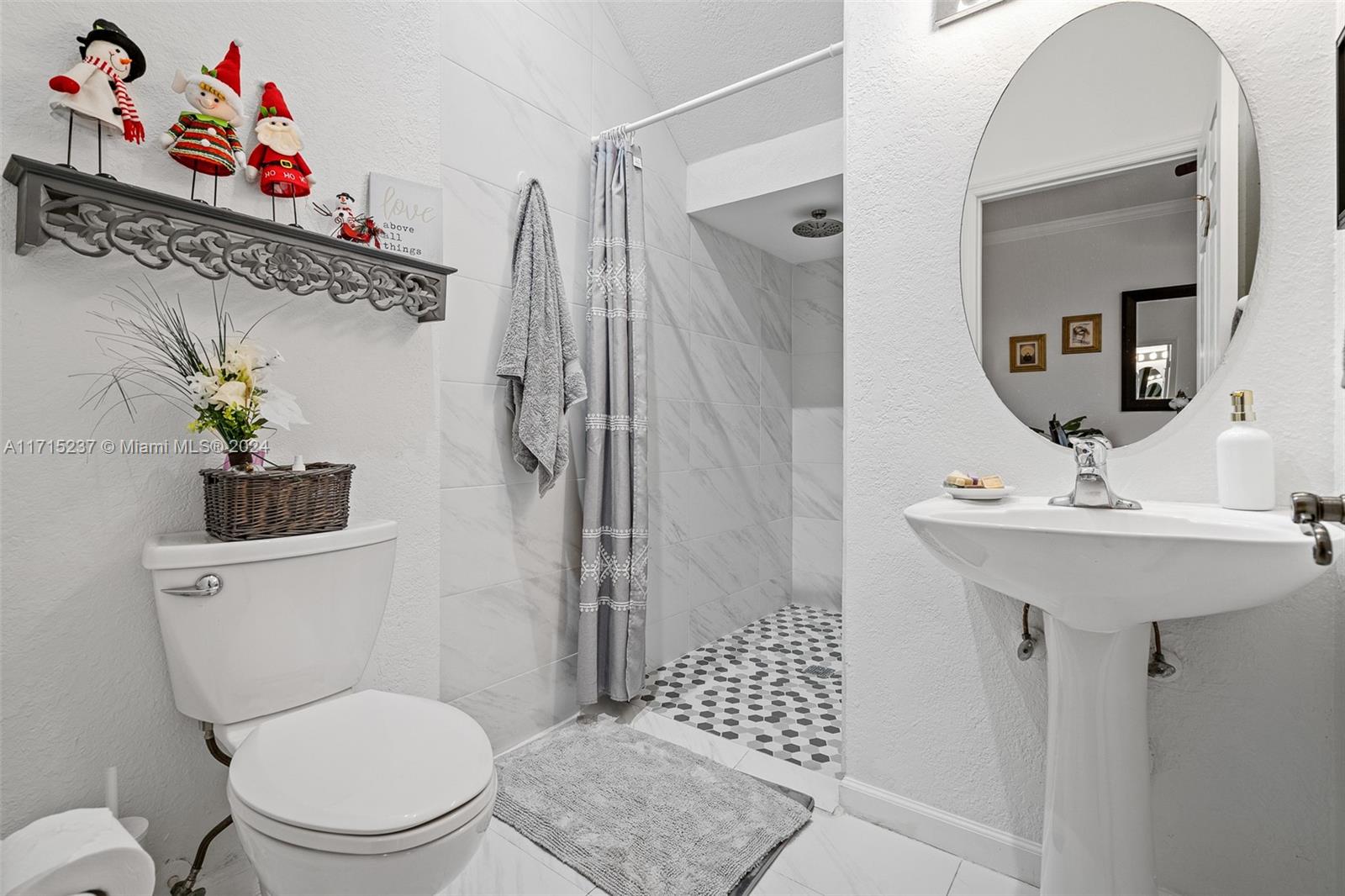 TOWNGATE NORTH - Residential