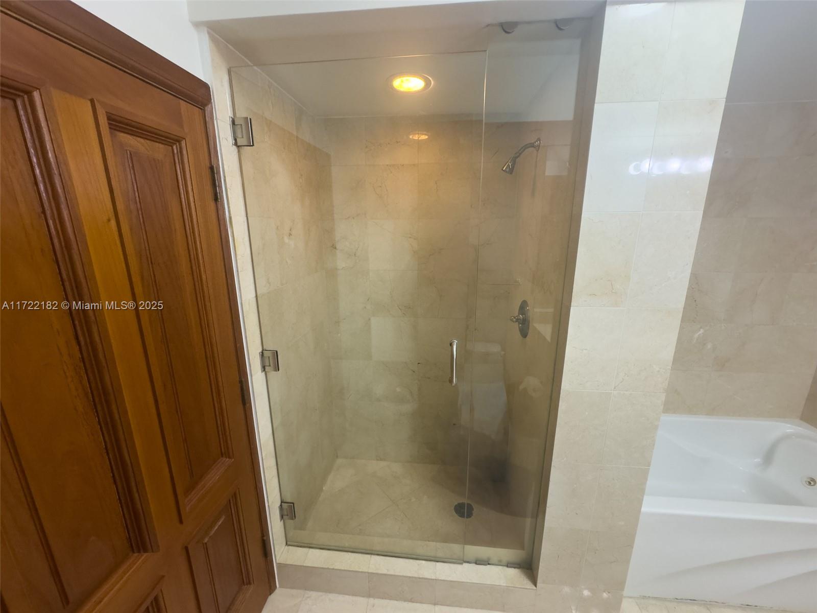 AKOYA CONDO - Residential Lease