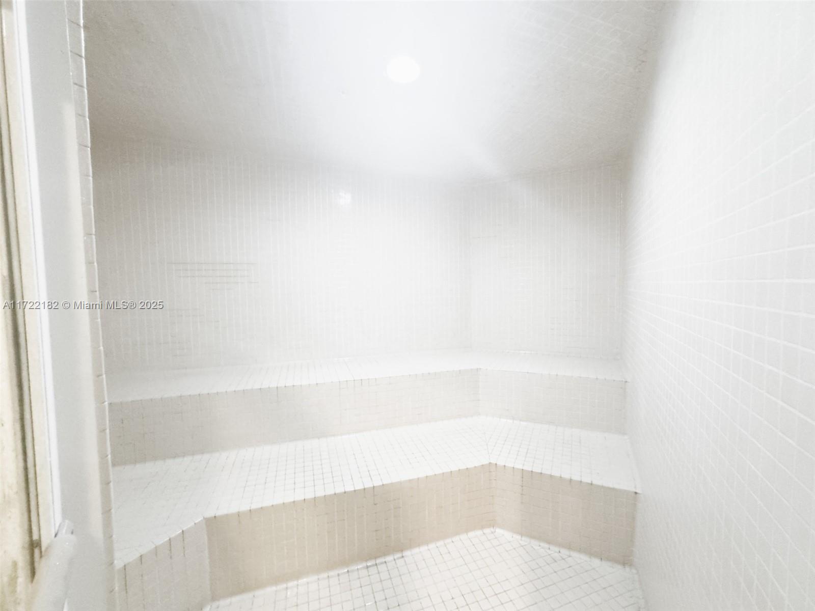 AKOYA CONDO - Residential Lease