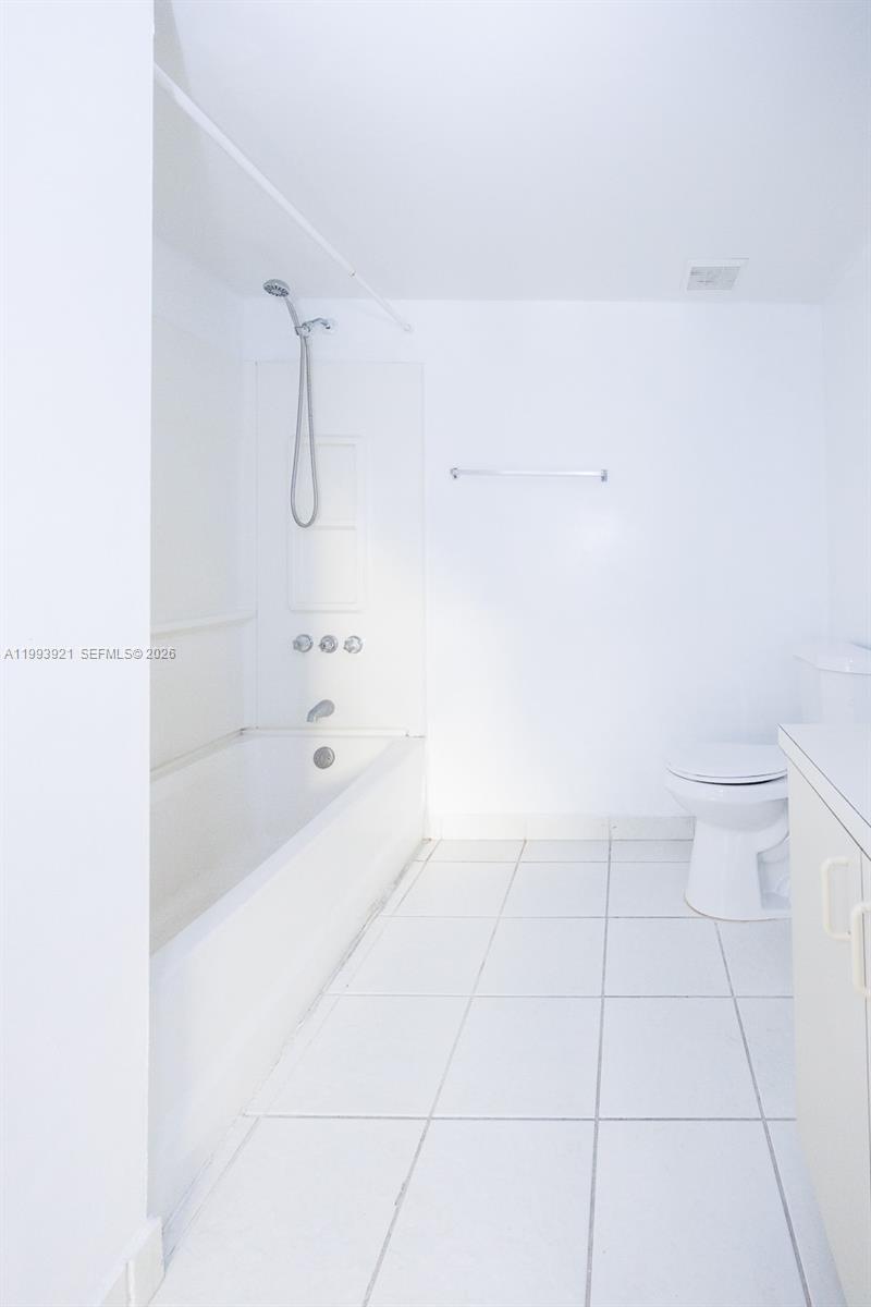 WATERVIEW CONDO - Residential Lease