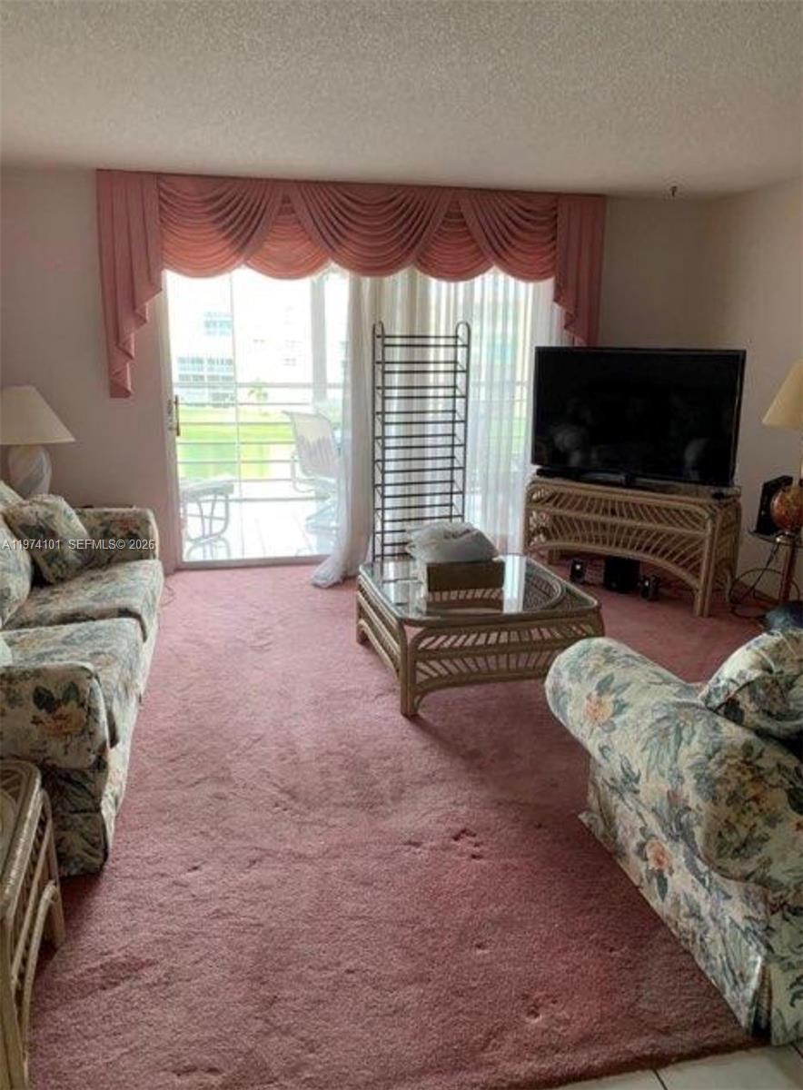 MEADOWBROOK LAKES VIEW CO - Residential Lease