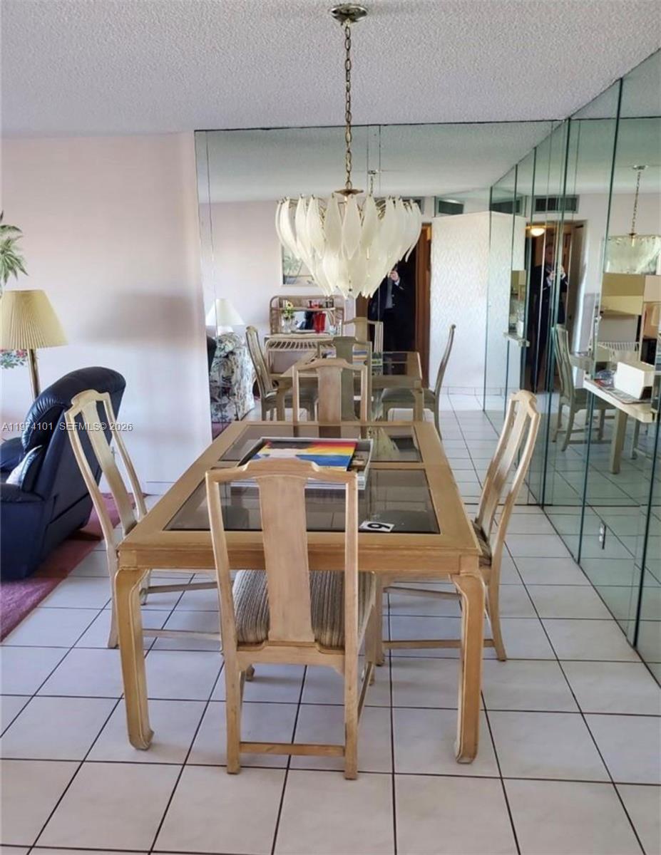 MEADOWBROOK LAKES VIEW CO - Residential Lease