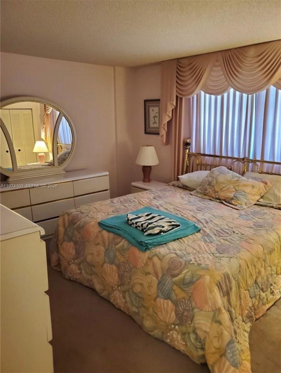 MEADOWBROOK LAKES VIEW CO - Residential Lease