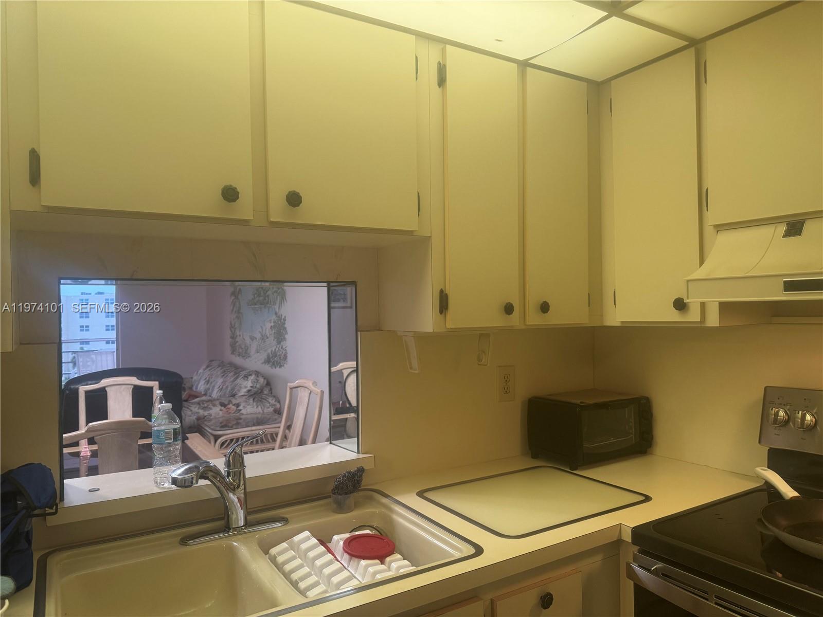 MEADOWBROOK LAKES VIEW CO - Residential Lease