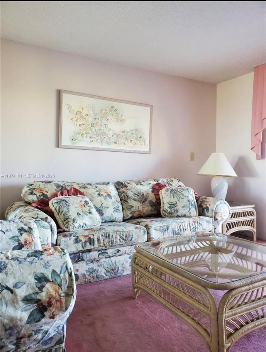 MEADOWBROOK LAKES VIEW CO - Residential Lease