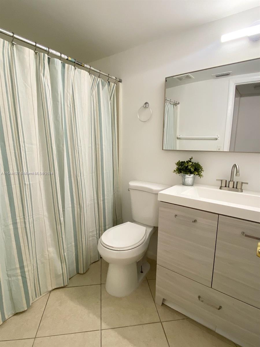WOODS AT BOCA DEL MAR CON - Residential Lease