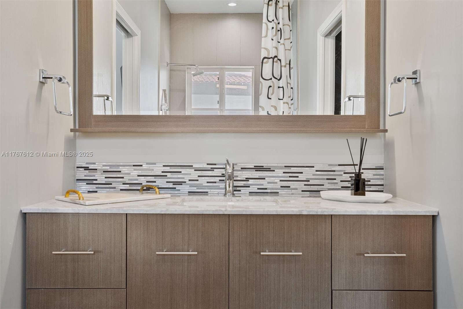 ARENAL SUB - Residential