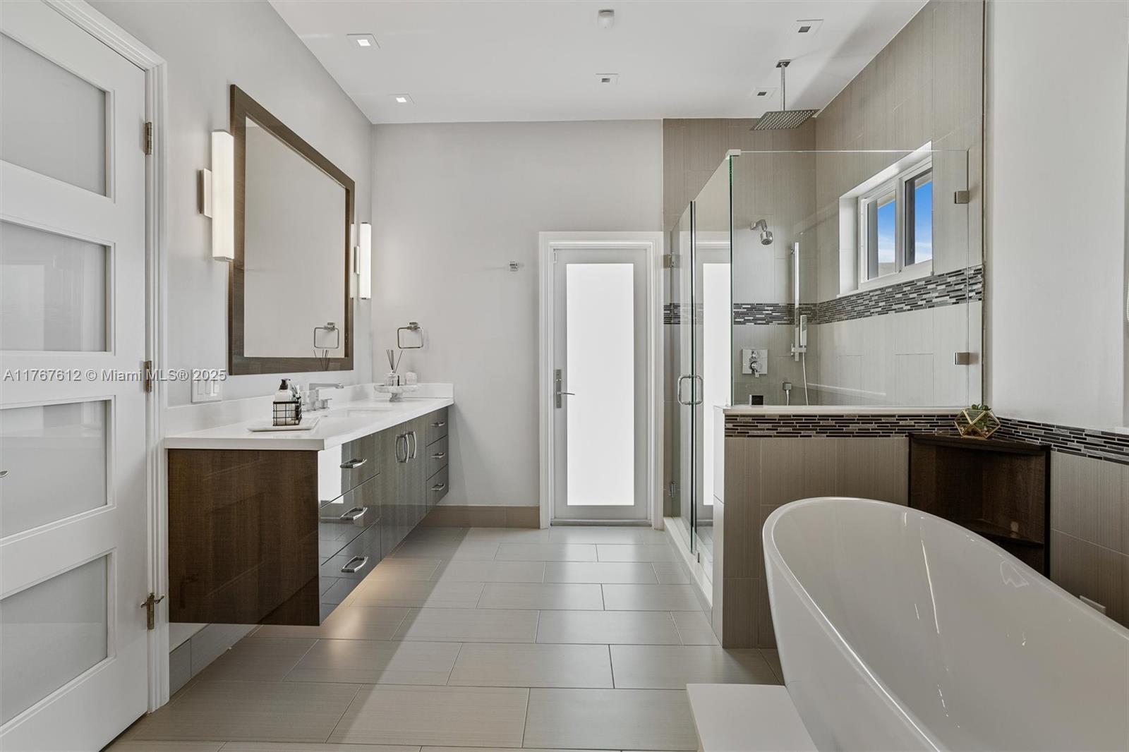 ARENAL SUB - Residential