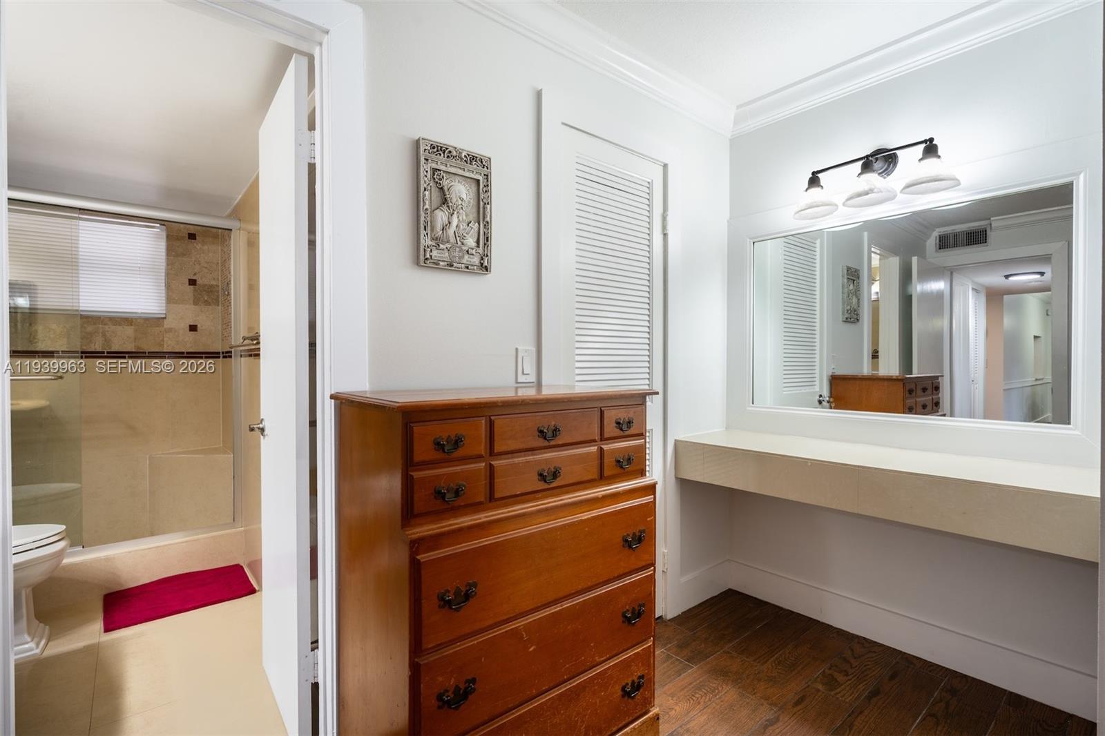 NOVA GARDENS CONDO - Residential