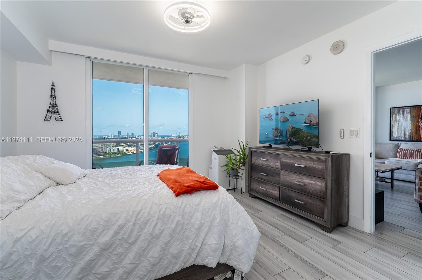 50 BISCAYNE CONDO - Residential