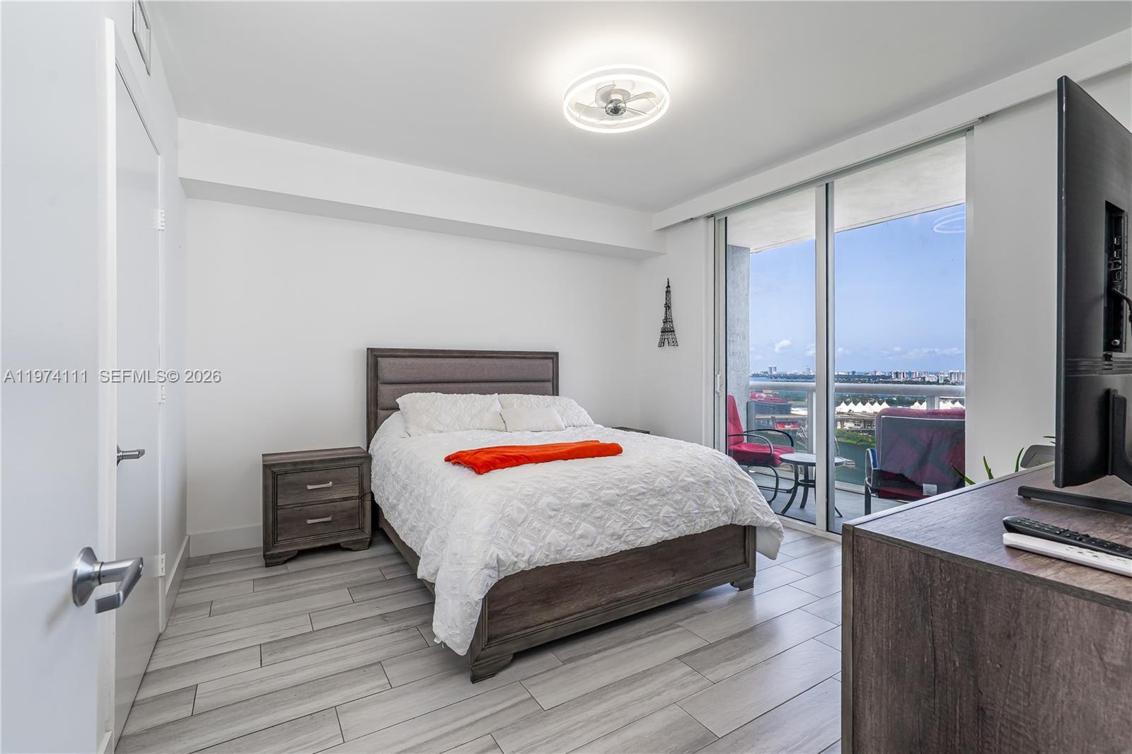 50 BISCAYNE CONDO - Residential