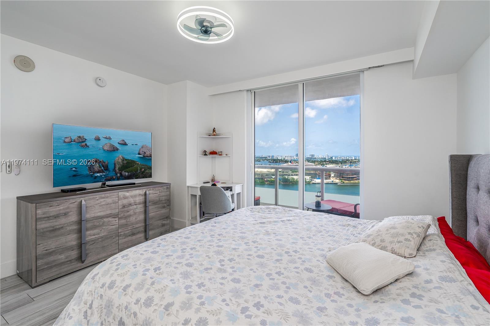50 BISCAYNE CONDO - Residential