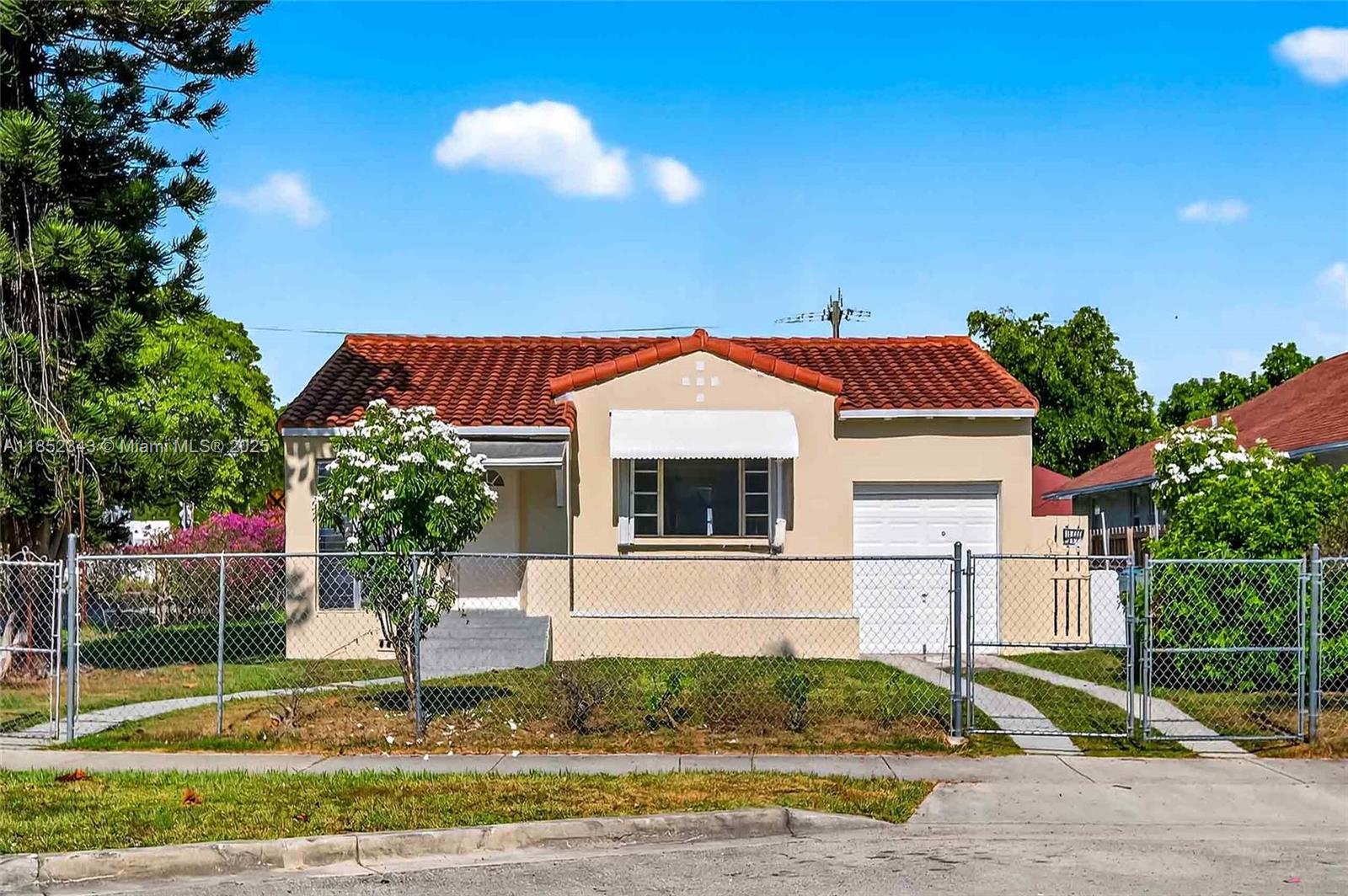 5900 NE 4th Ct