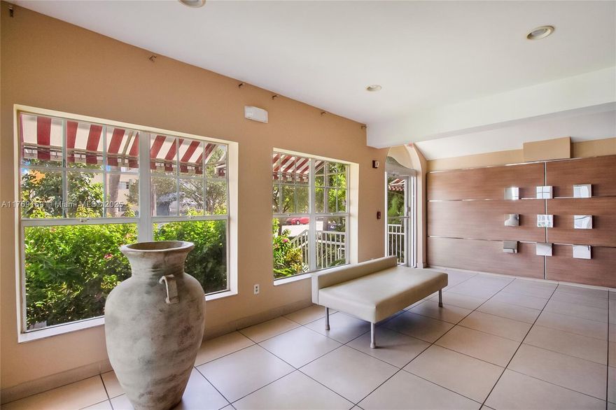 Ready for immediate occupancy. Renovated bright corner 1/1 apartment on the top floor is fully furnished—within walking distance of nightlife and beaches.