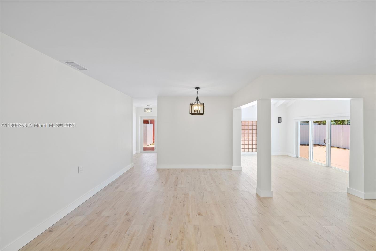 11600 SW 33rd Ter