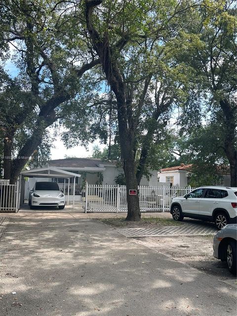 Photo of 1531 NW 26th Ave, Miami, FL 33125 (MLS # A11892626)