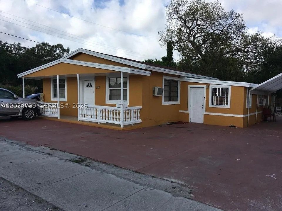 10040 NW 8th Ave