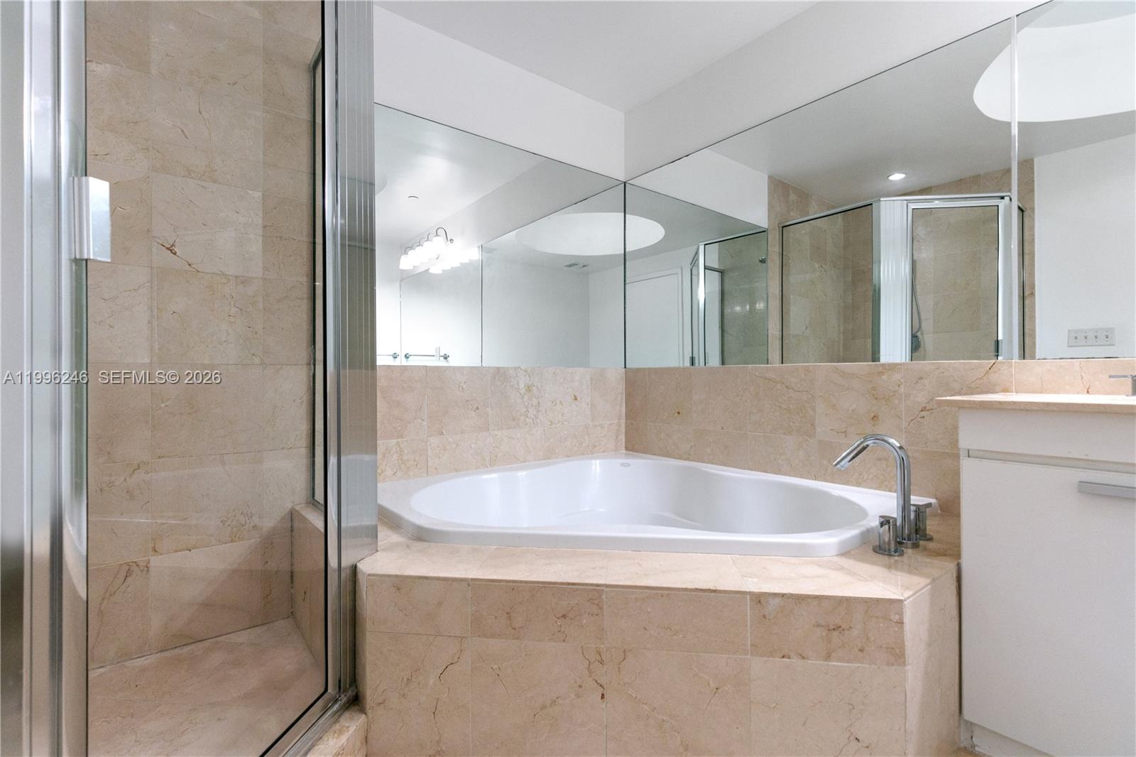 THE ATRIUM AT AVENTURA CO - Residential