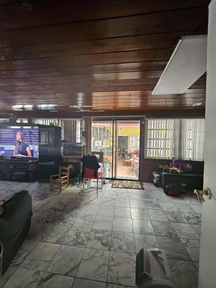 PLAT NO 1 OPA LOCKA - Residential