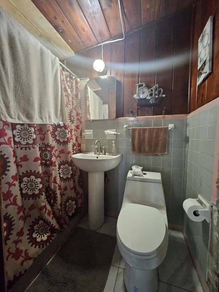 PLAT NO 1 OPA LOCKA - Residential