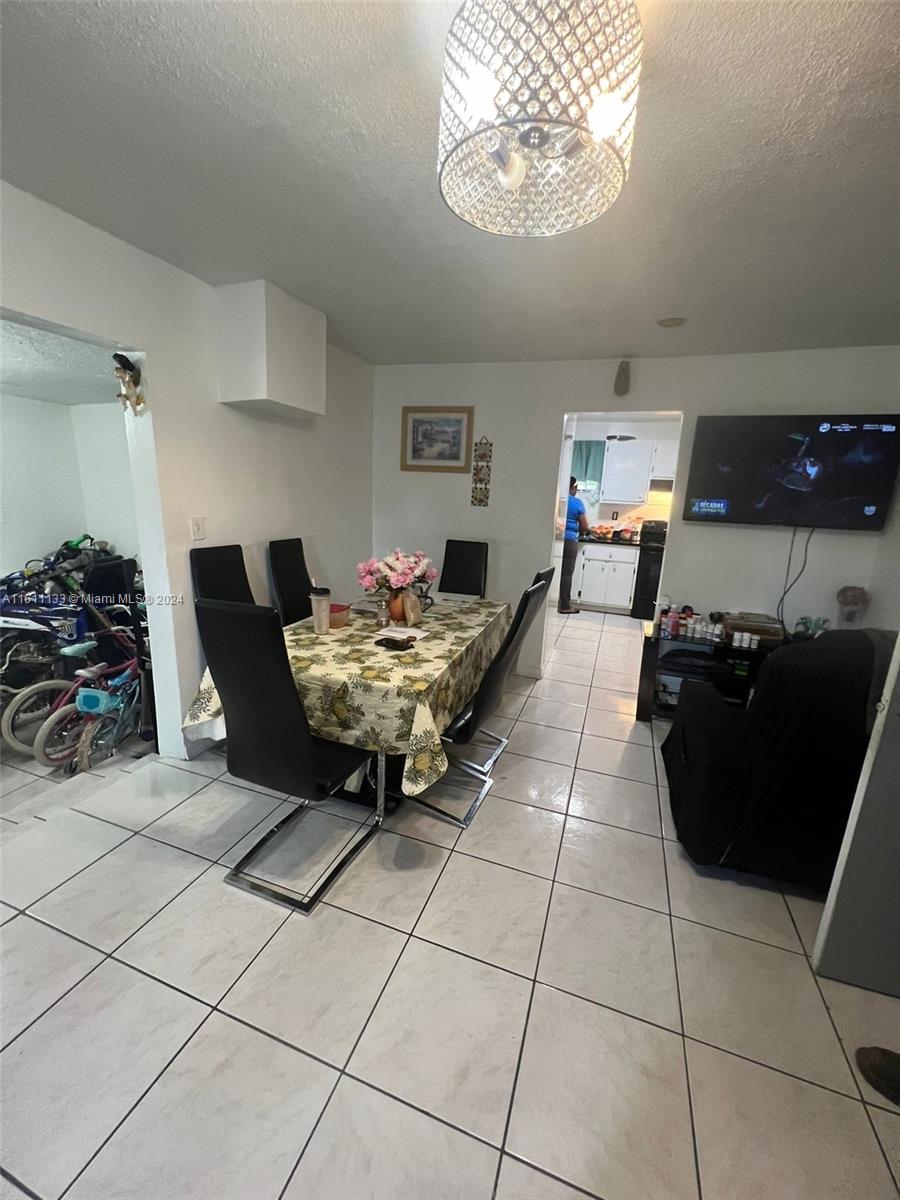 MELROSE HEIGHTS 3RD ADDN - Residential
