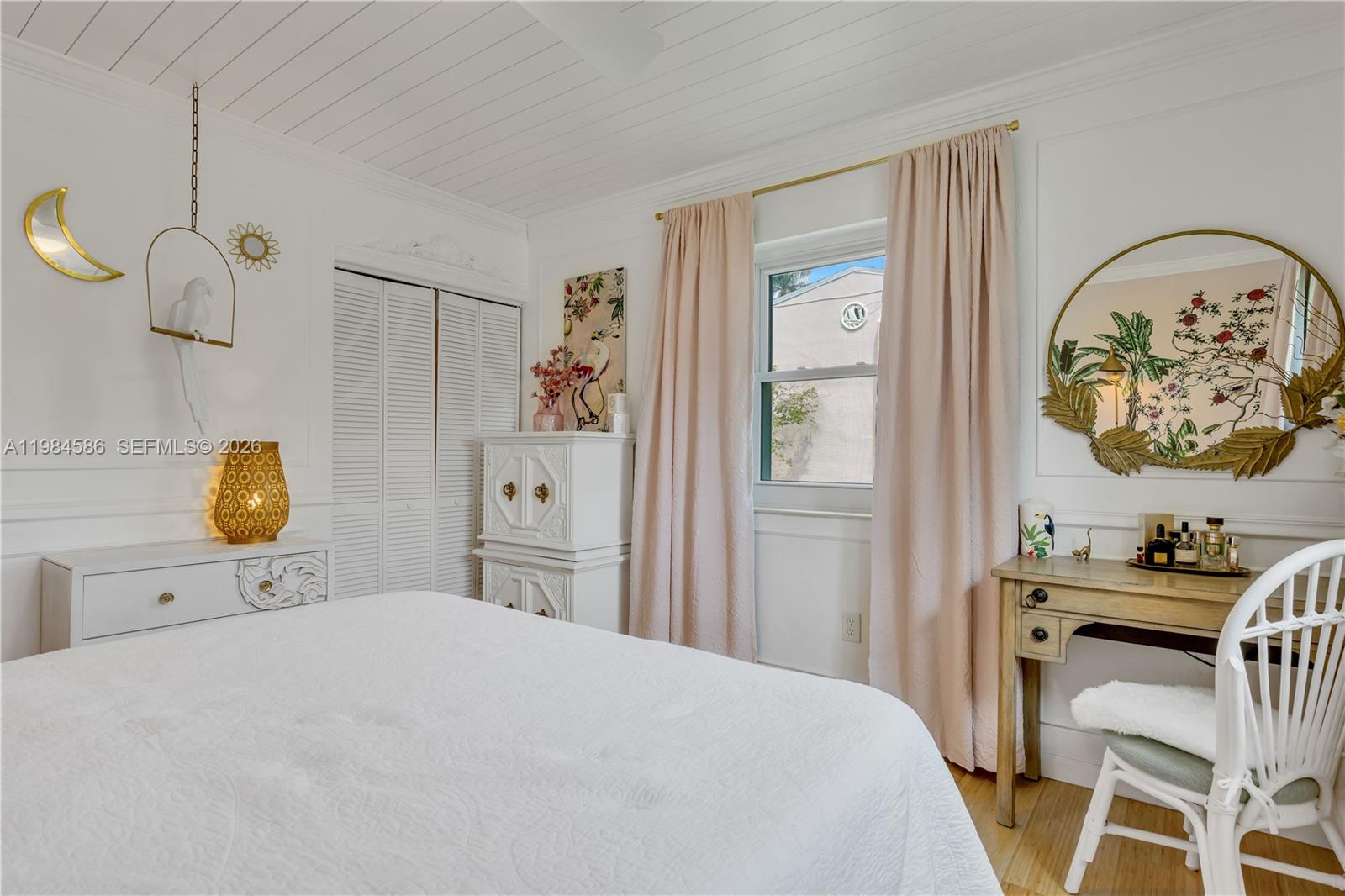 SUNSET TRAILS - Residential