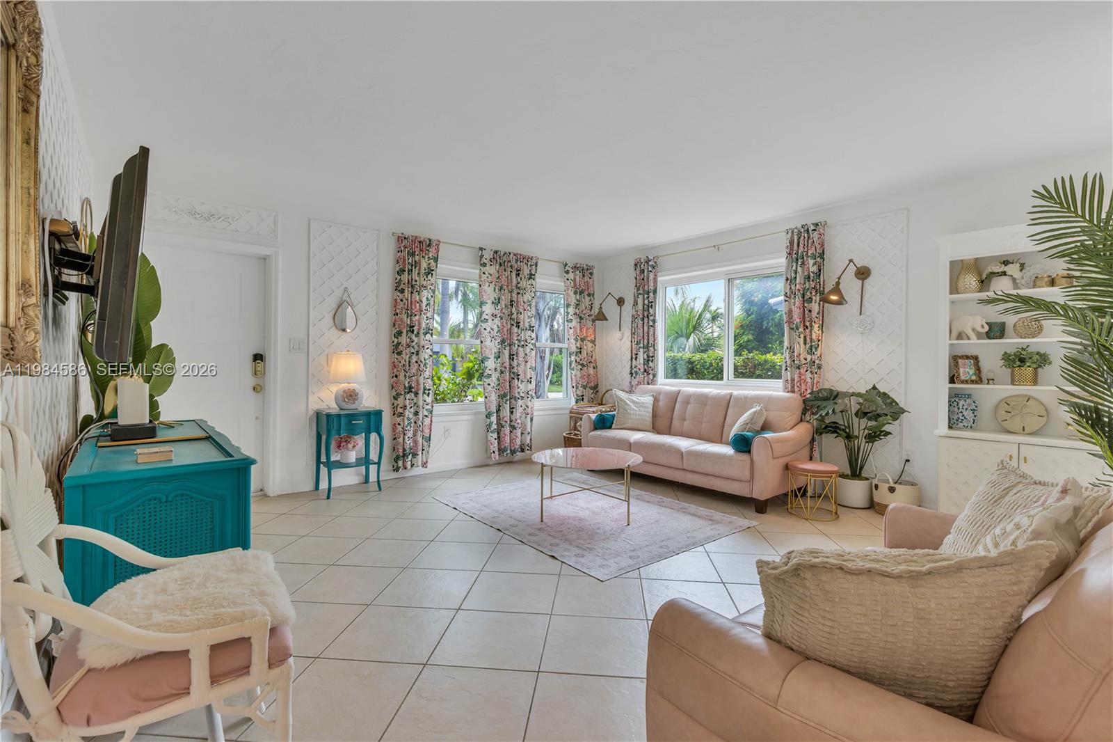 SUNSET TRAILS - Residential