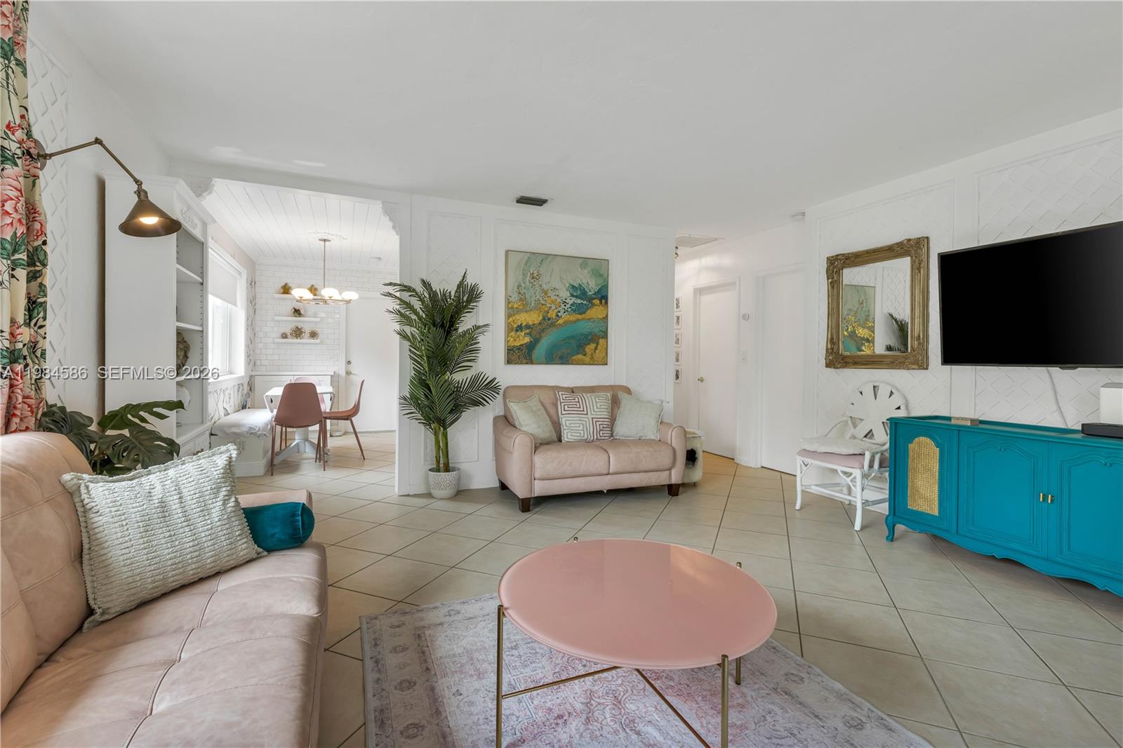 SUNSET TRAILS - Residential