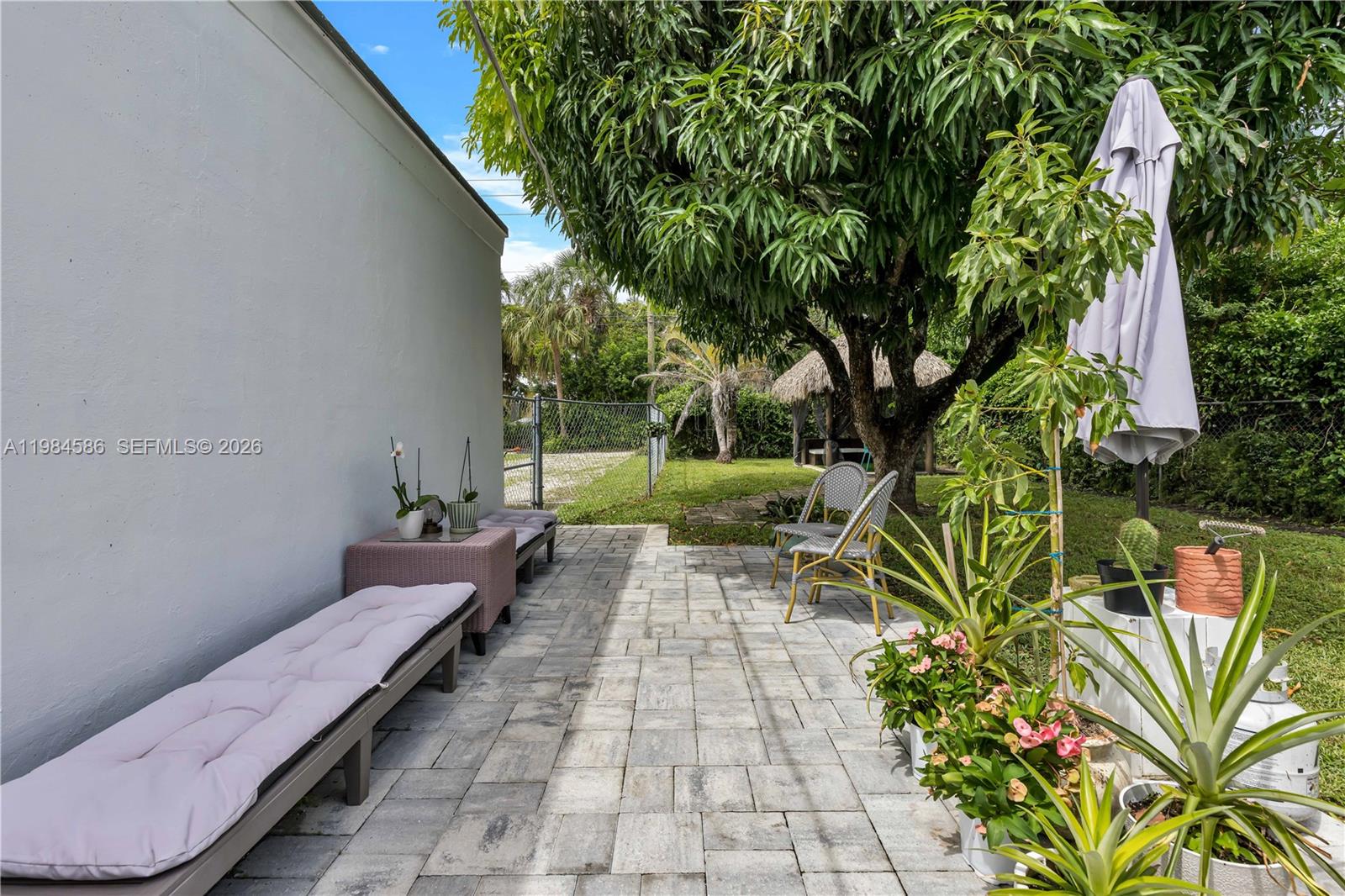 SUNSET TRAILS - Residential