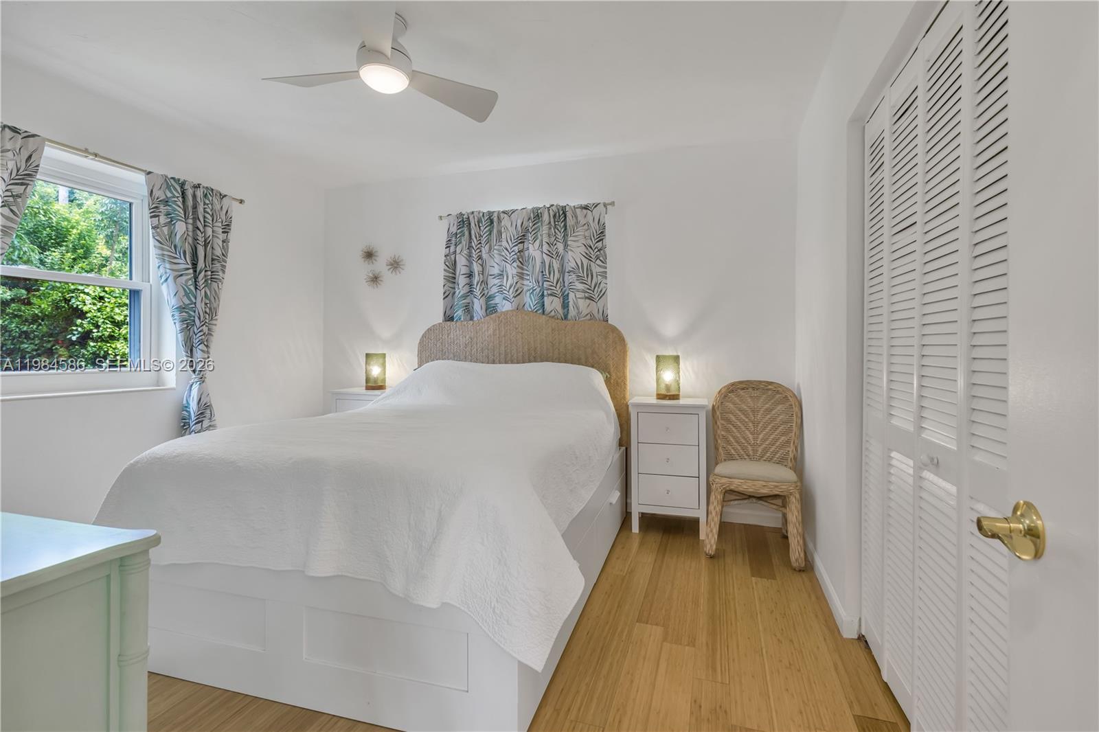 SUNSET TRAILS - Residential