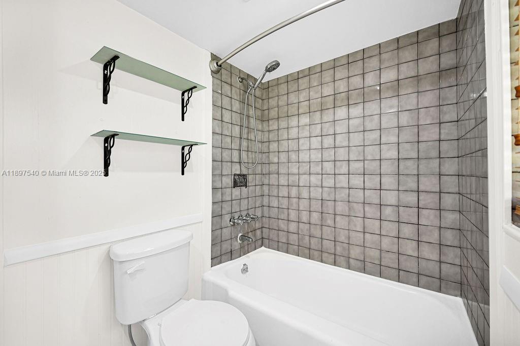 RIVIERA ESTATES 1ST ADDN - Residential Lease