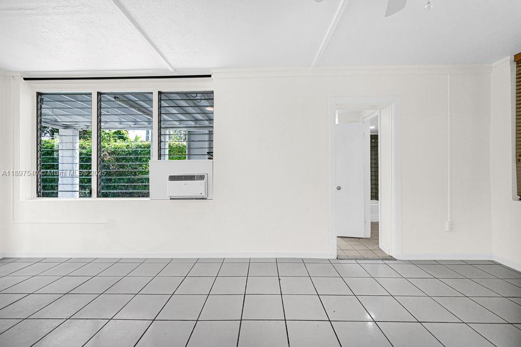 RIVIERA ESTATES 1ST ADDN - Residential Lease