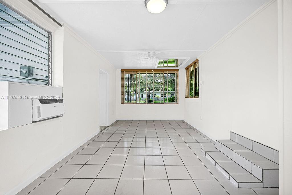 RIVIERA ESTATES 1ST ADDN - Residential Lease