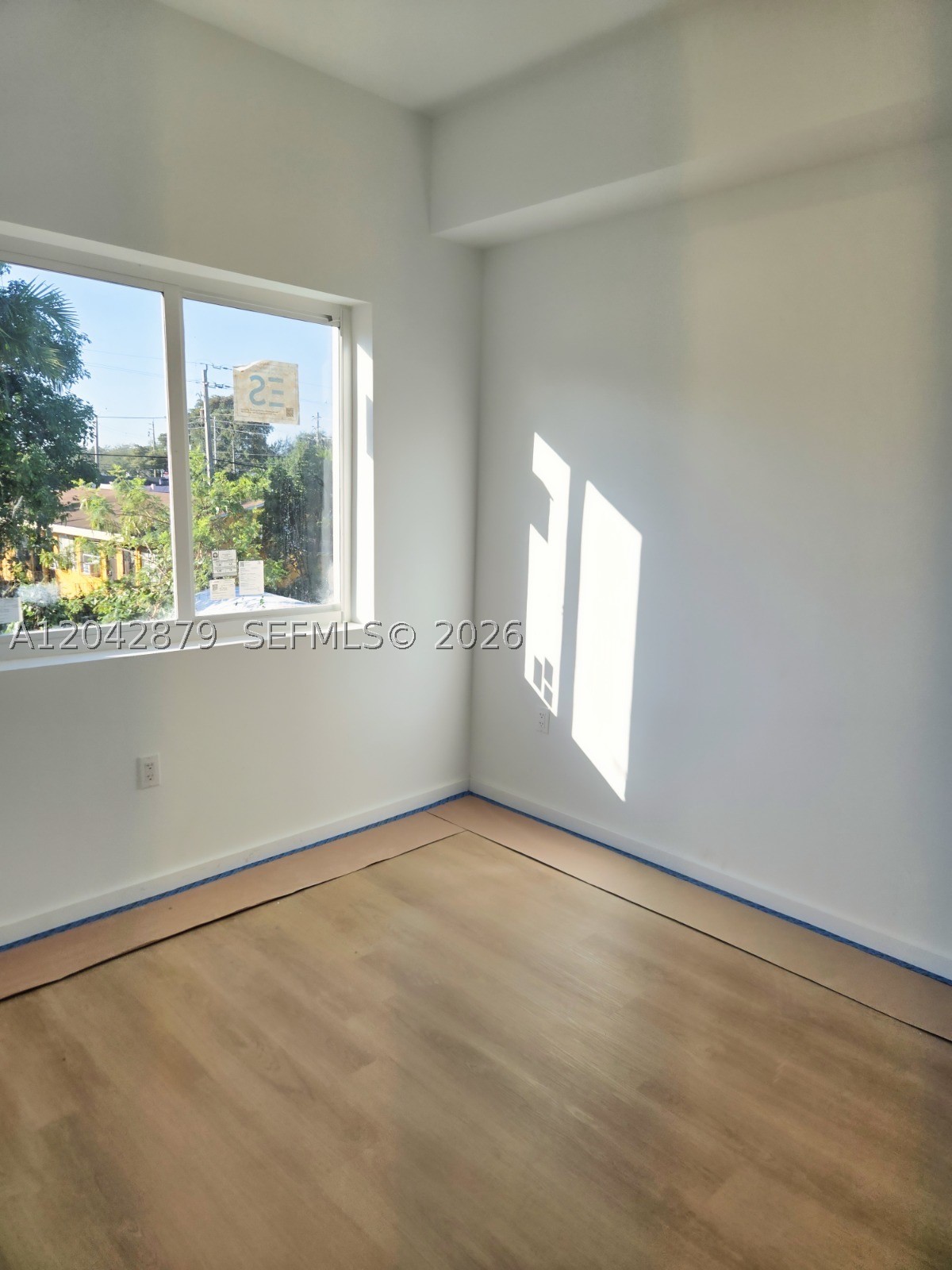 8106 NE 1st Ave 5