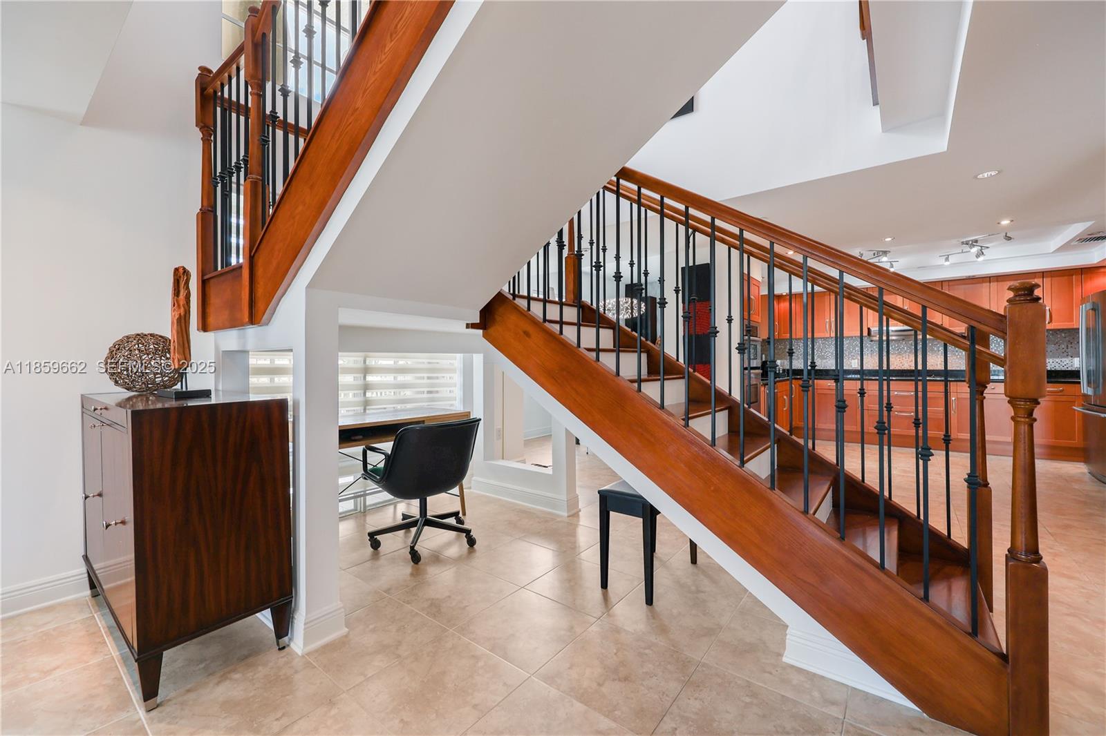 TERRACES OF THE ISLE COND - Residential