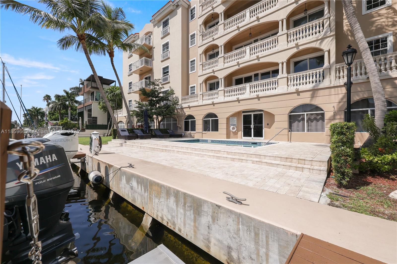 TERRACES OF THE ISLE COND - Residential