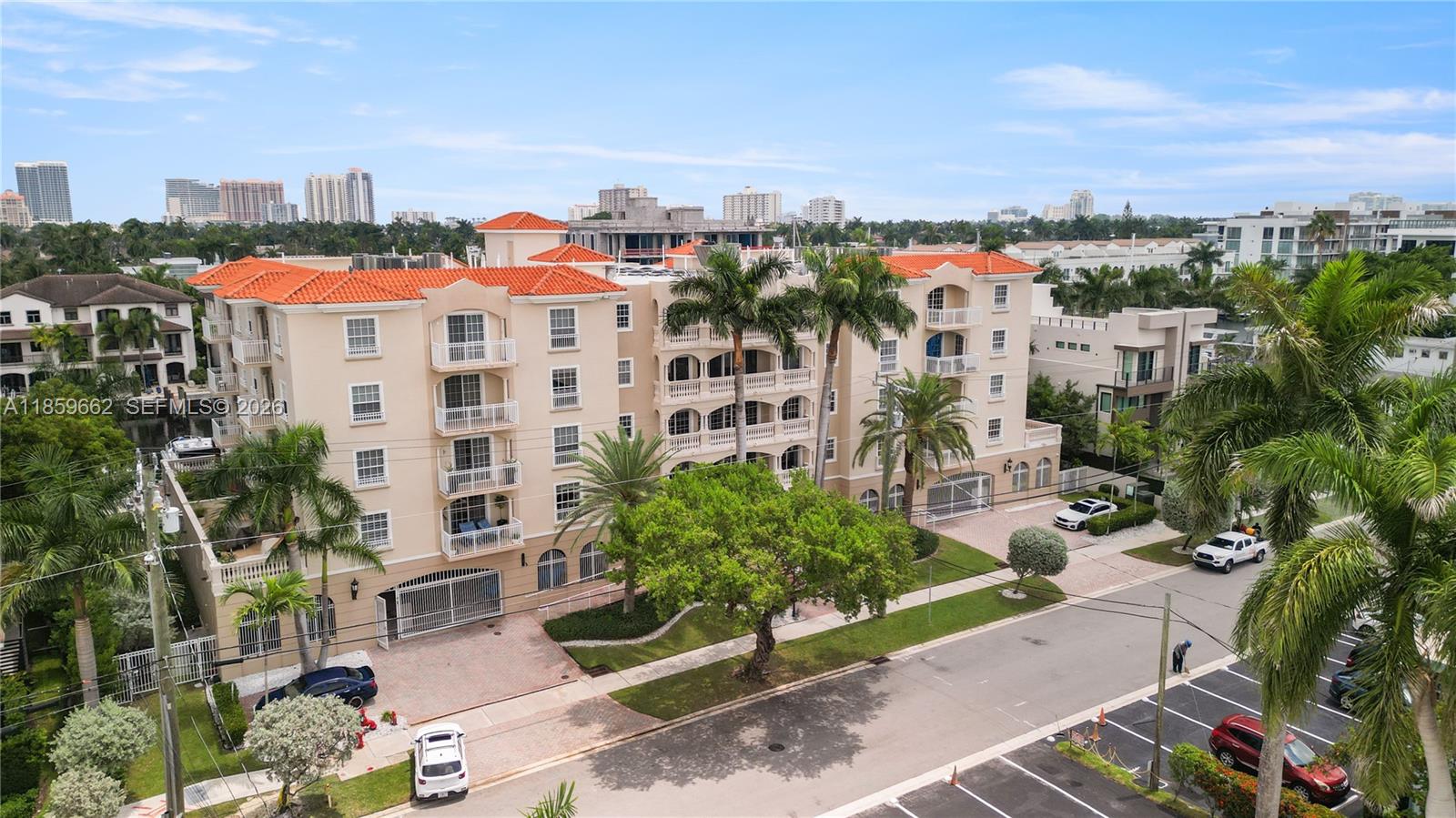 TERRACES OF THE ISLE COND - Residential