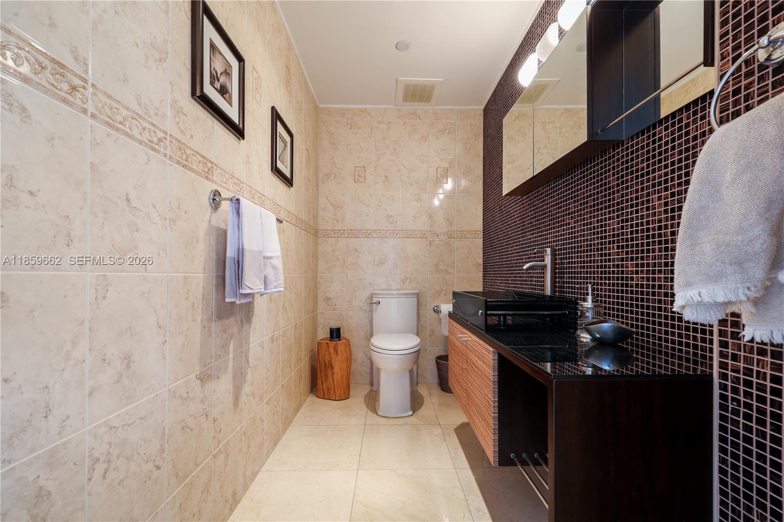 TERRACES OF THE ISLE COND - Residential