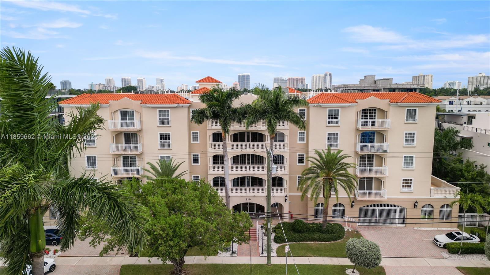 TERRACES OF THE ISLE COND - Residential