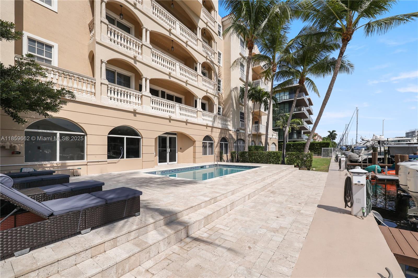 TERRACES OF THE ISLE COND - Residential