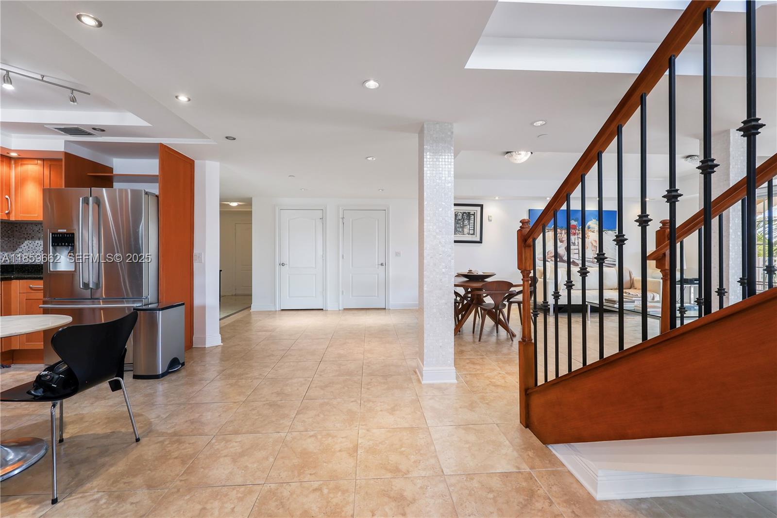 TERRACES OF THE ISLE COND - Residential