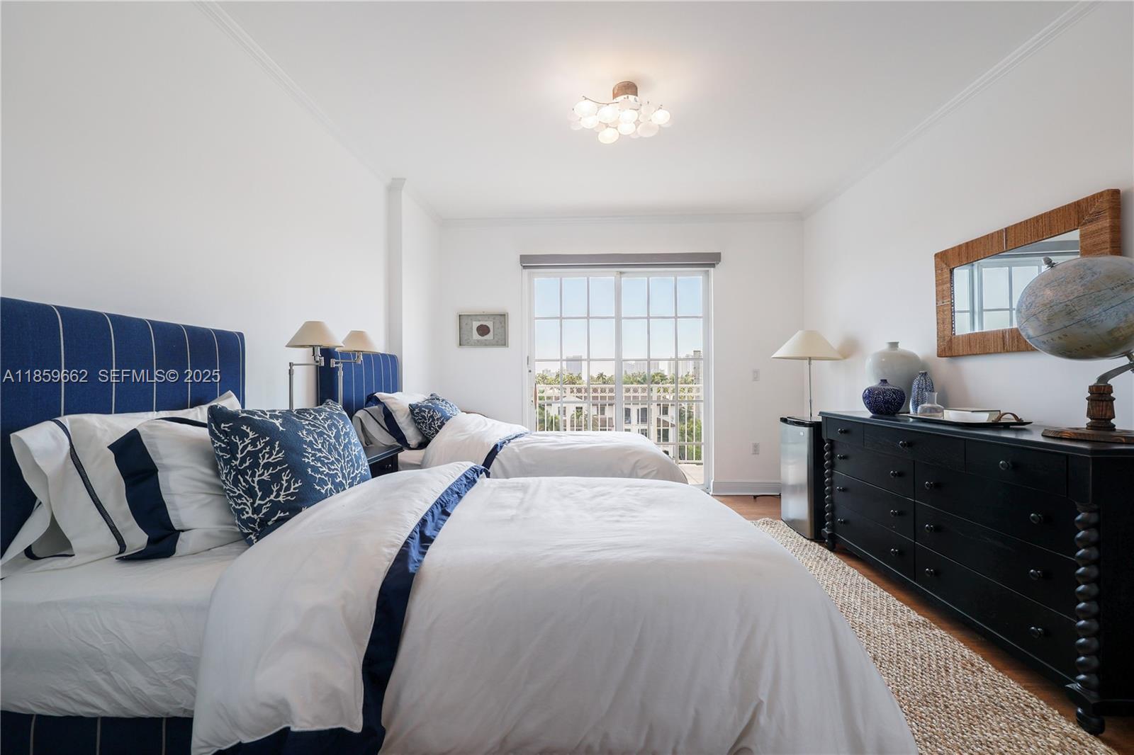 TERRACES OF THE ISLE COND - Residential