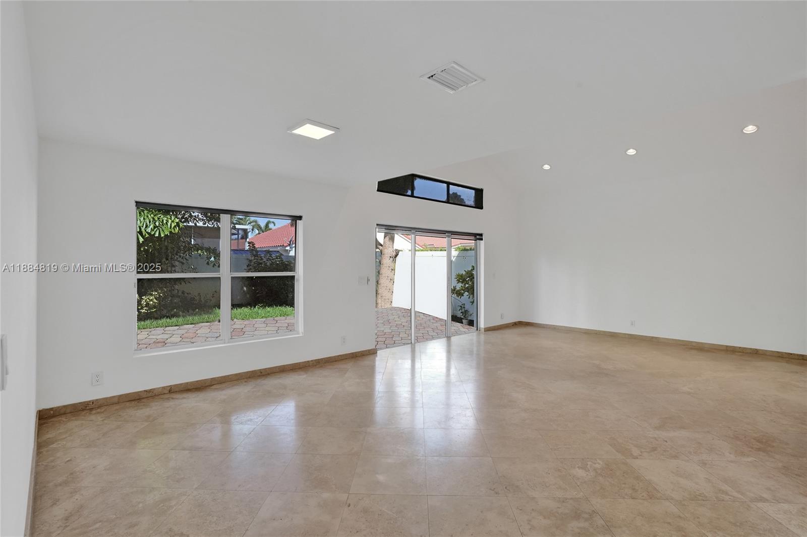 BANYAN OAKRIDGE PLAT - Residential