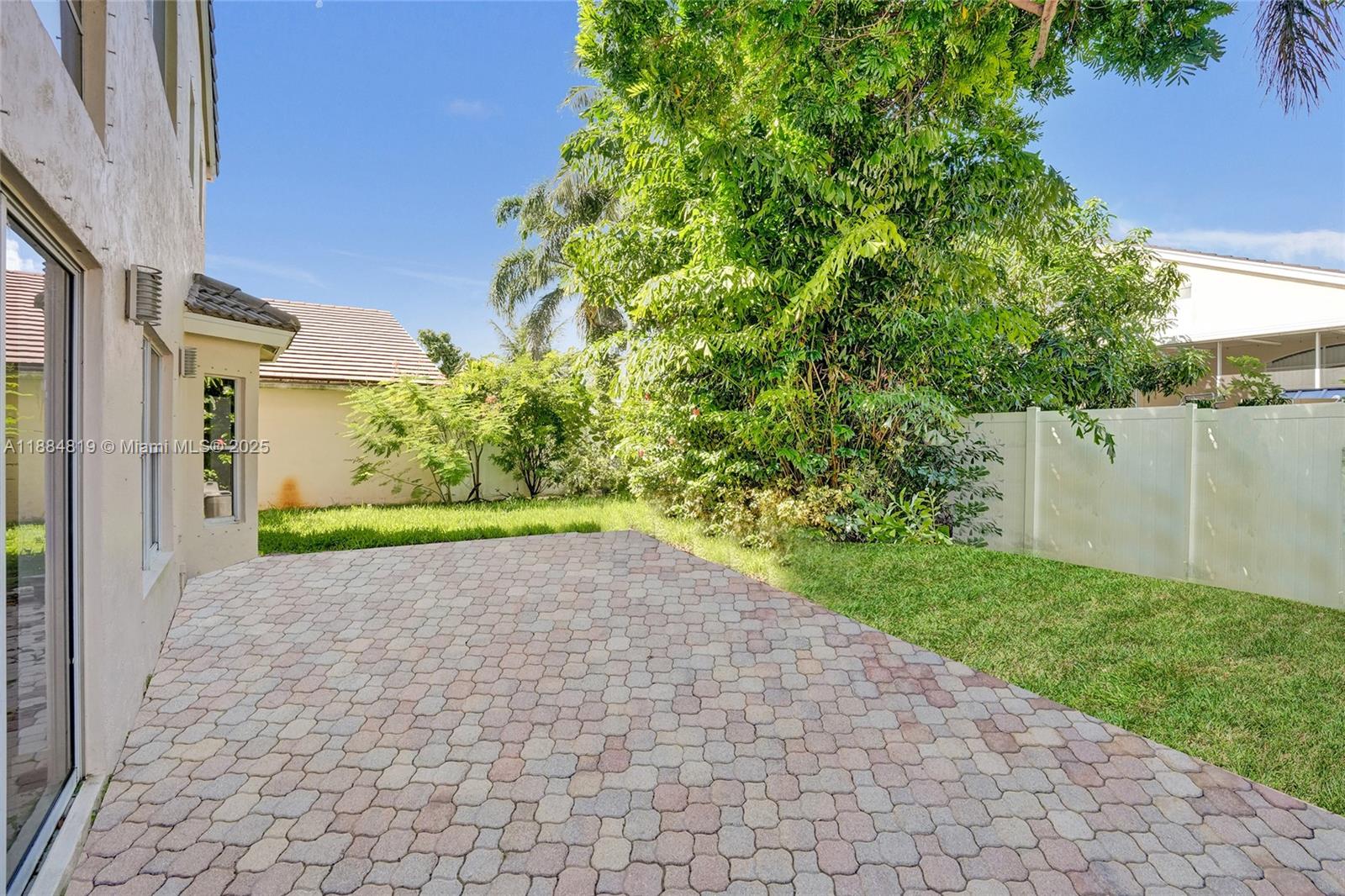 BANYAN OAKRIDGE PLAT - Residential