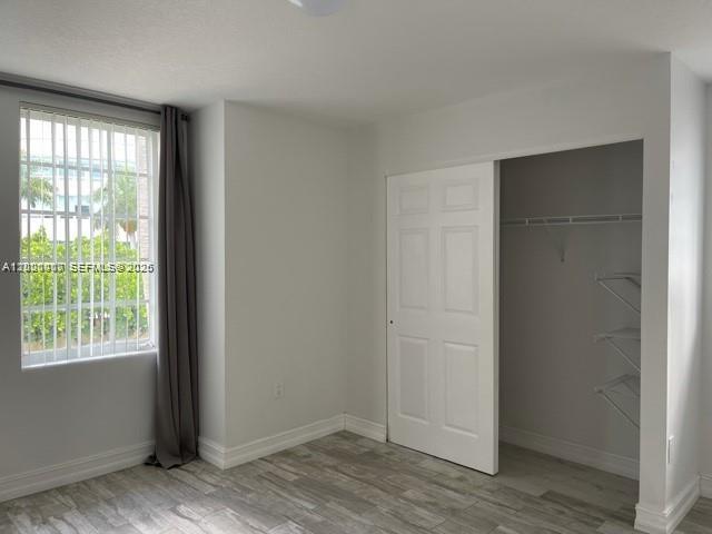 AVENTURA LAKES PHASE 1 - Residential Lease