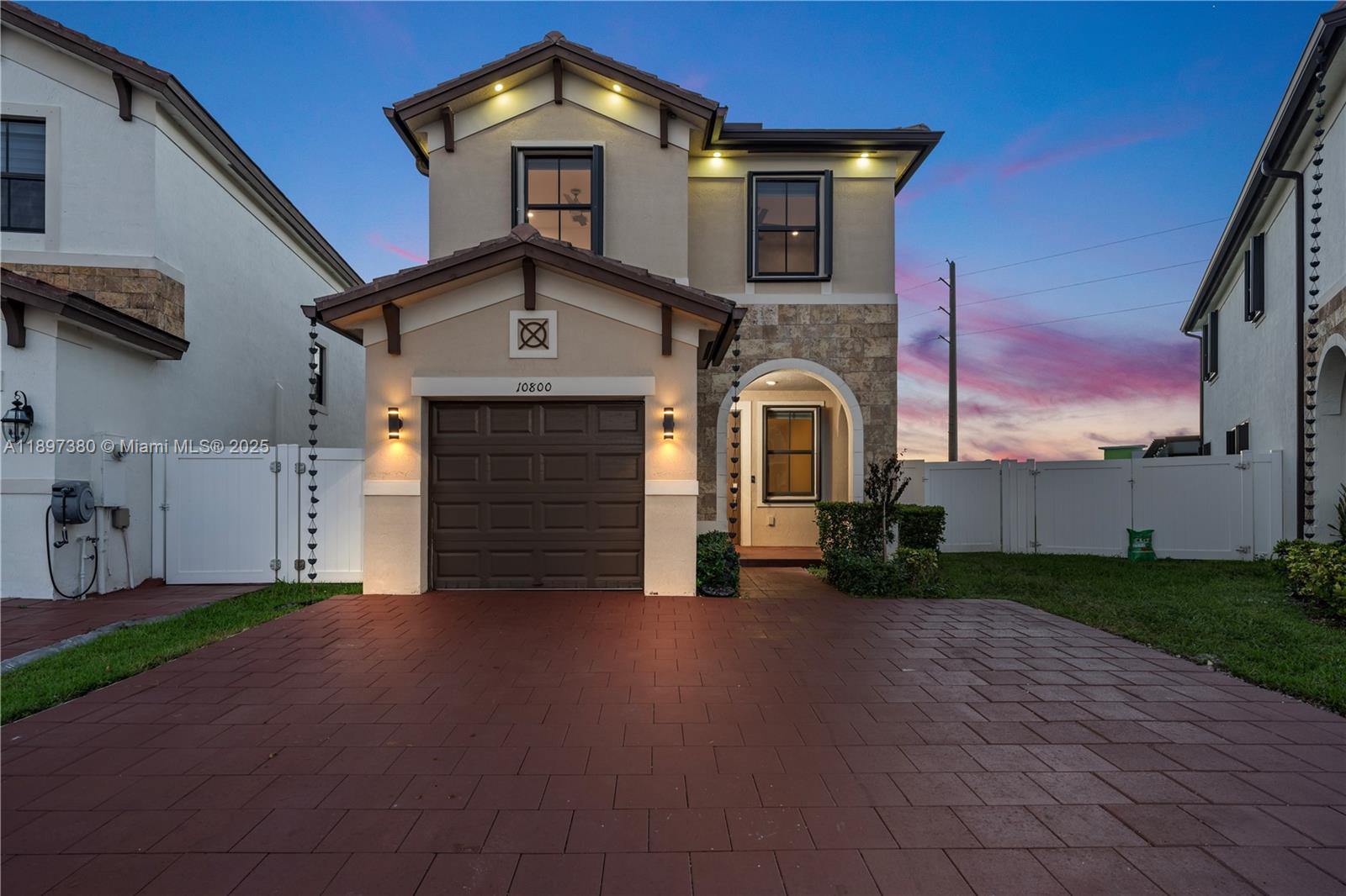 AQUABELLA NORTH - Residential